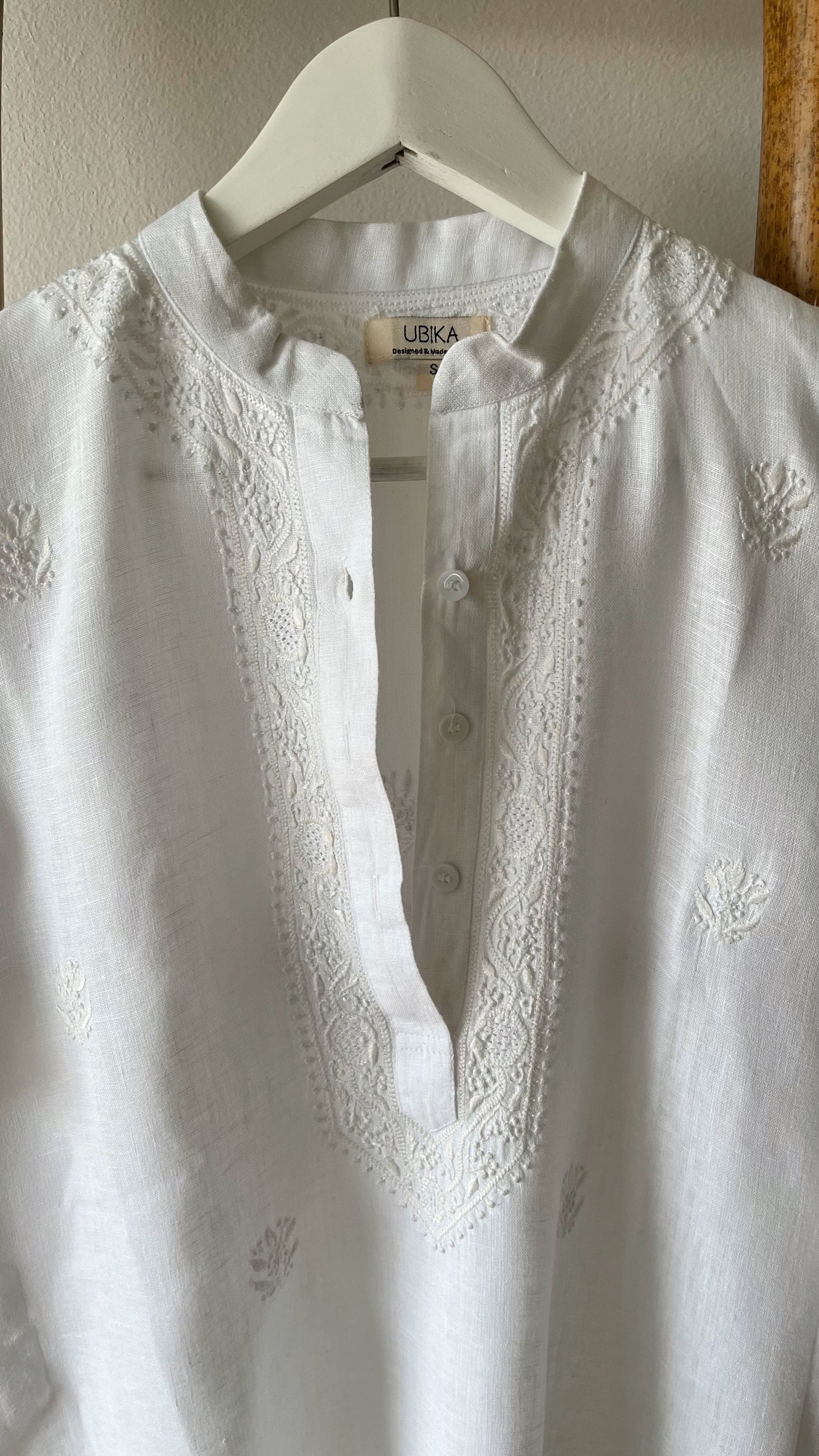 BODHI Linen-Hand Embroidered Kurta